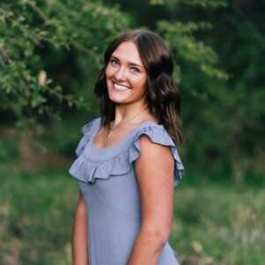 Meet your Posher, Julia